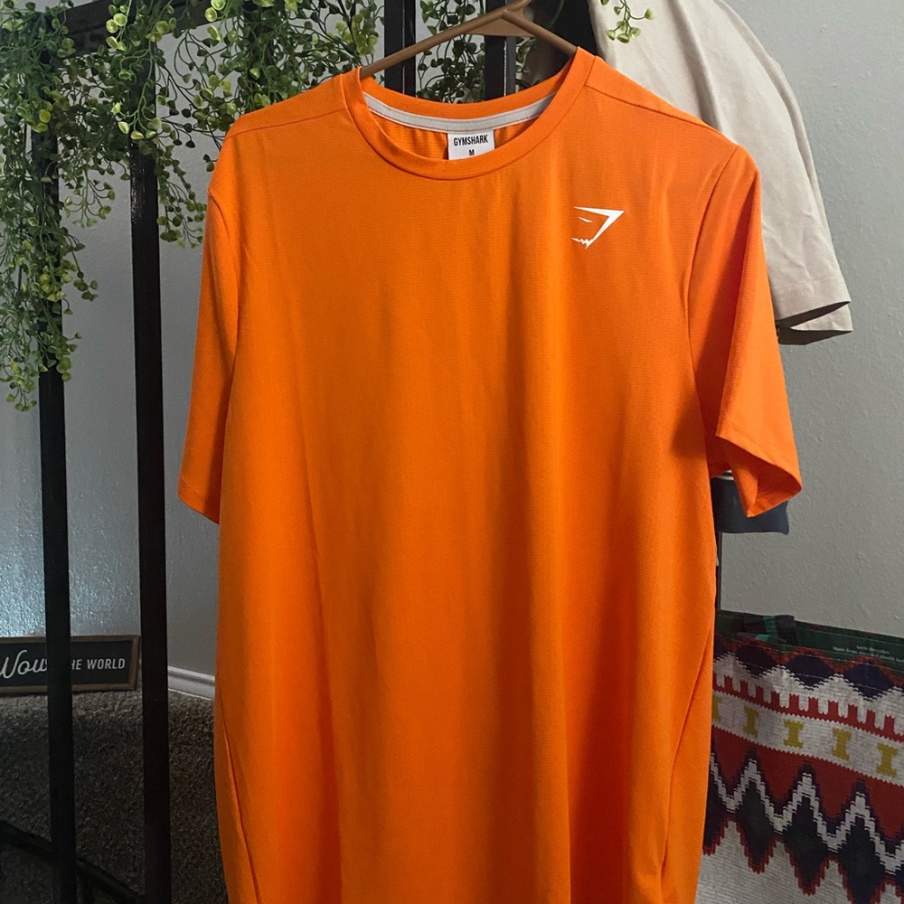 Men’s Gymshark Shortsleeve Tee.